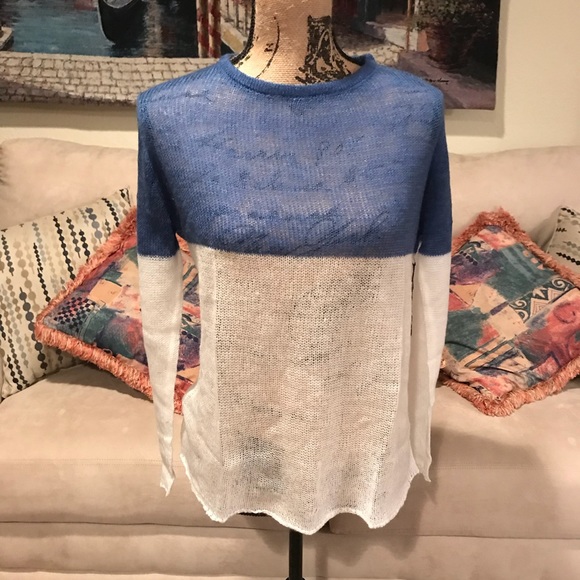 💙Lightweight Sweater💙 - Picture 1 of 4